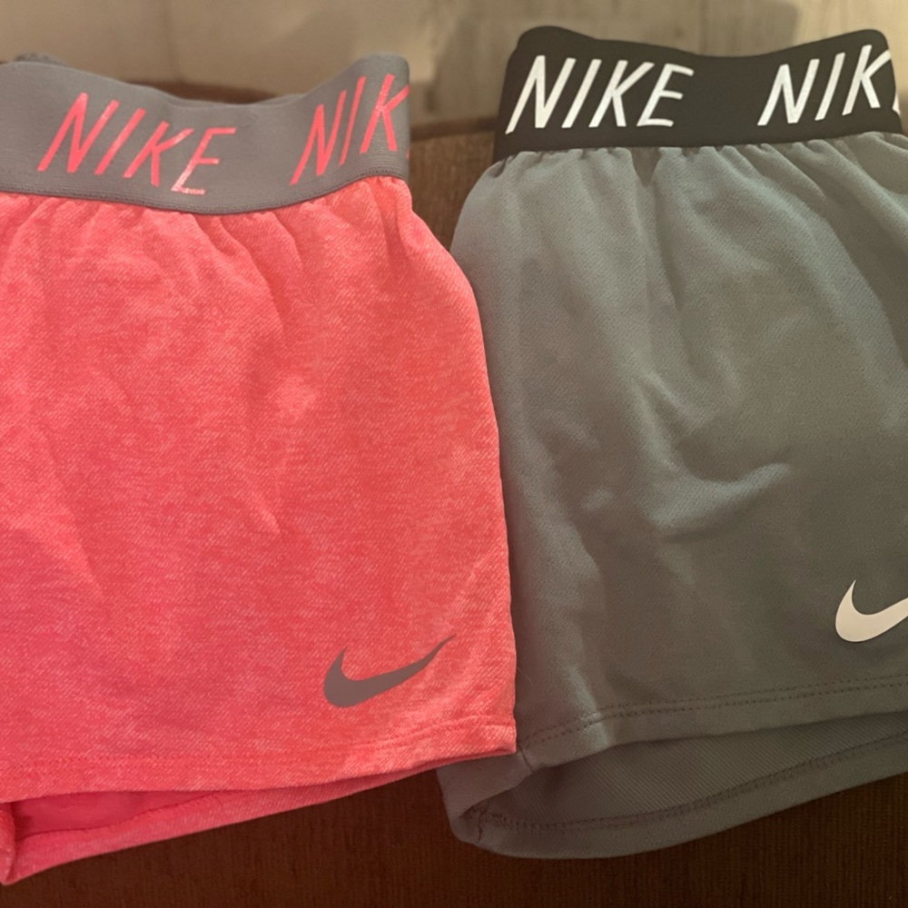Girls Nike shorts bundle